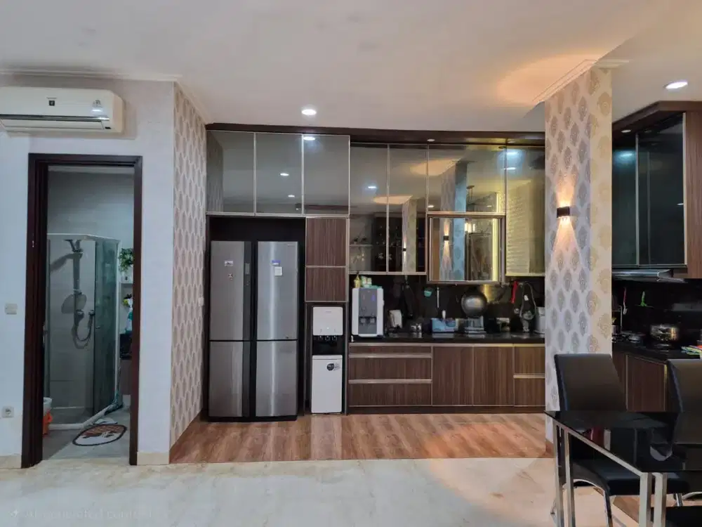 Disewakan rumah golf island PIK luas 8x15 Furnish interior BAGUS