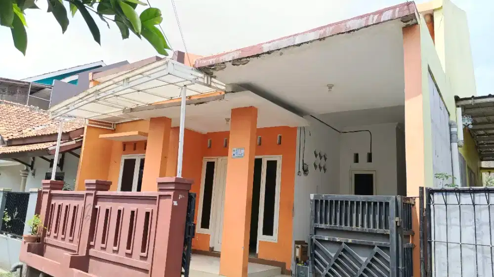 Rumah Disewakan Full Maintenance, lokasi strategis dan bebas banjir