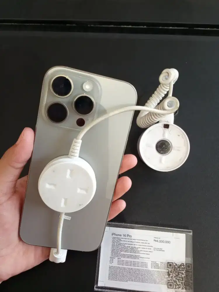 IPHONE 16 PRO 128 GB TITANIUM CICILAN TANPA KARTU KREDIT