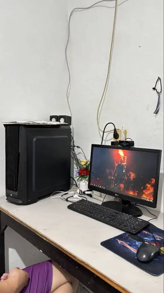 JUAL KOMPUTER SPEK GAMING DAN MONITOR