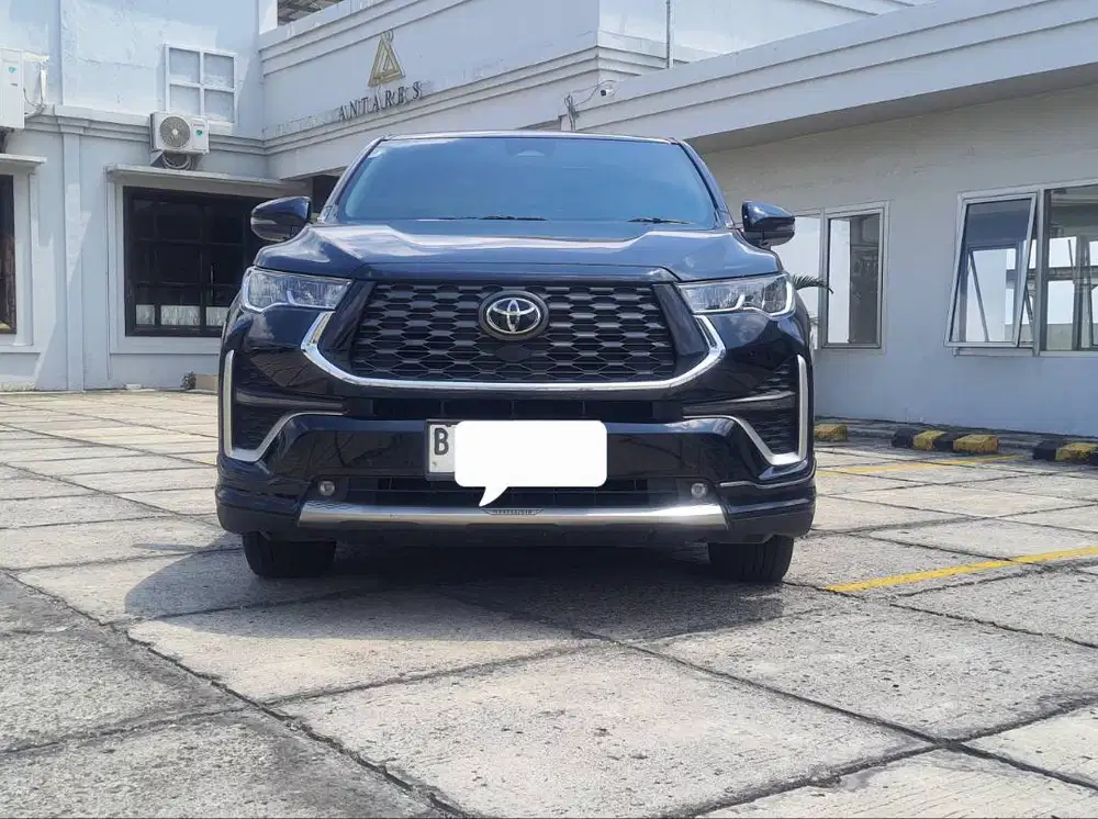 Toyota Innova  2.0 Zenix Q HV CVT TSS Modellista Hybrid AT nik 2024