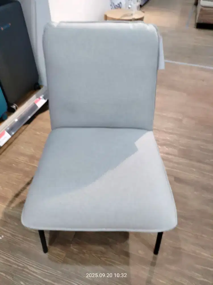 Chair PHILIP SCANDIA