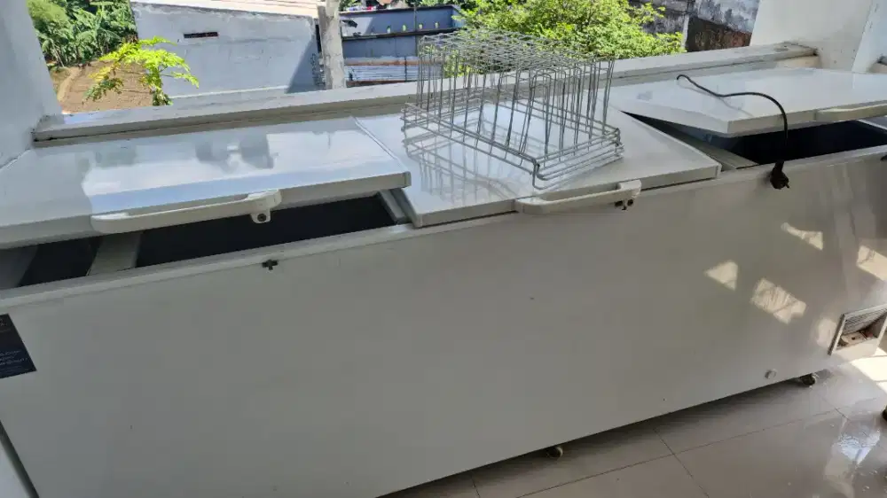 Freezer Sansio 3 Pintu