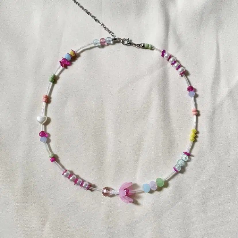 Kalung Manik Manik