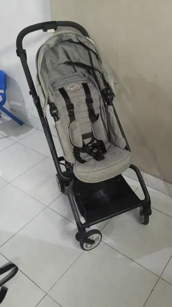 Stroller cybex eesy s twist