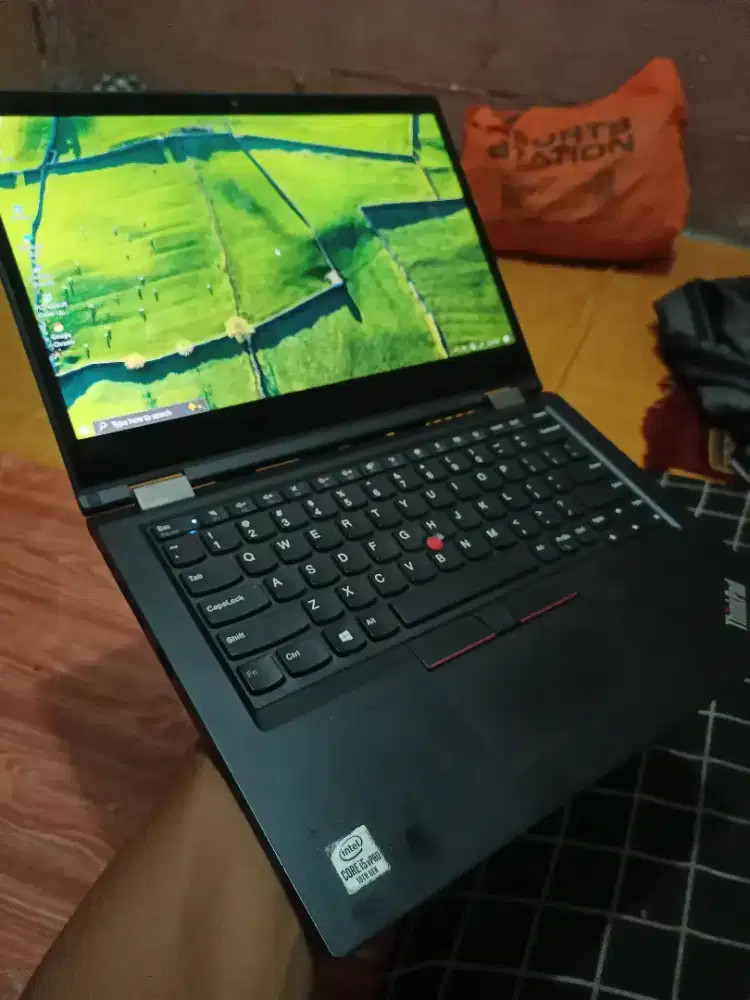 laptop lenovo l13 yoga toucscreen
