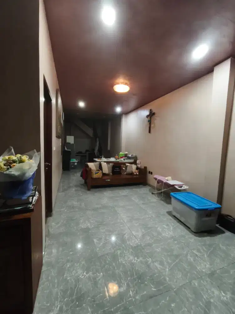 Dijual Rumah 2 Lantai Villa Galaxy Bekasi Depan Mall Grand Galaxy Park