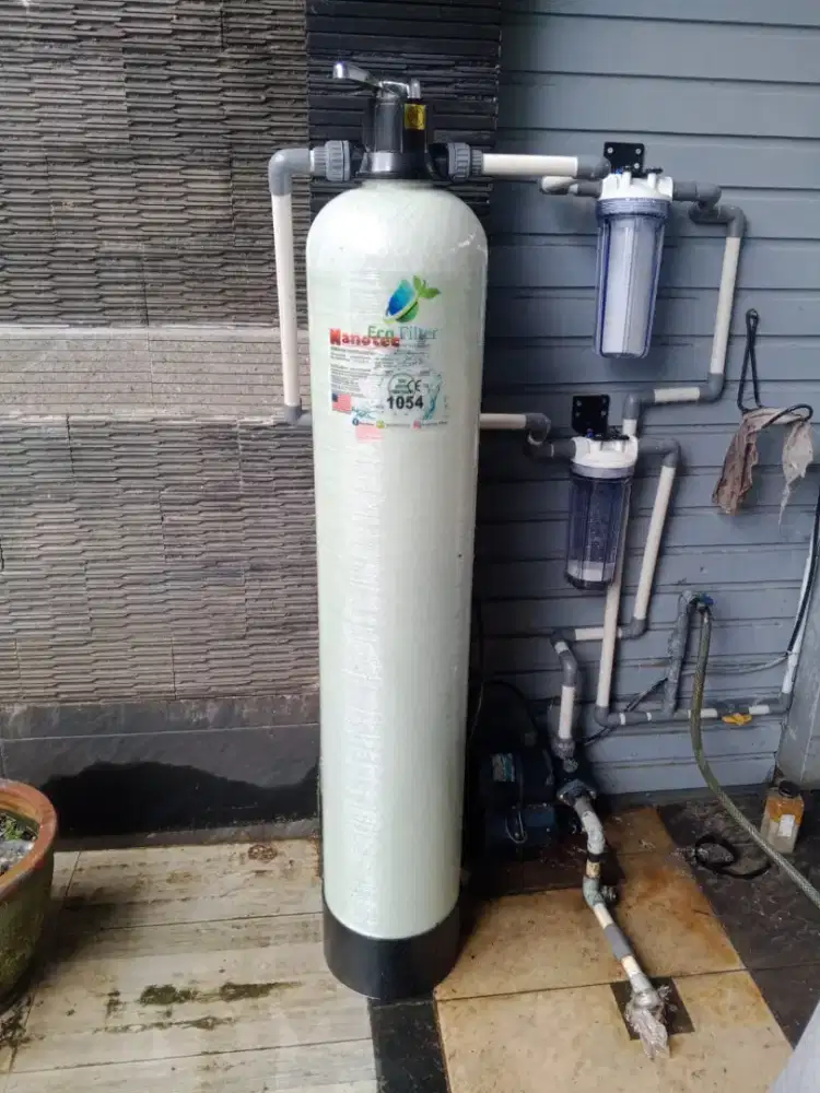 FILTER AIR SUMUR YANG BERBAU, BERMINYAK, BERLUMUT DAN KUNING