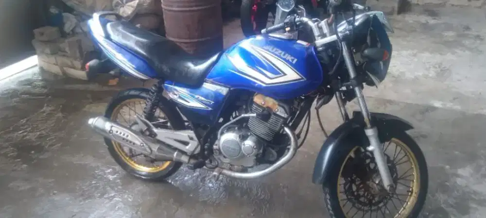 SUZUKI THUNDER 125