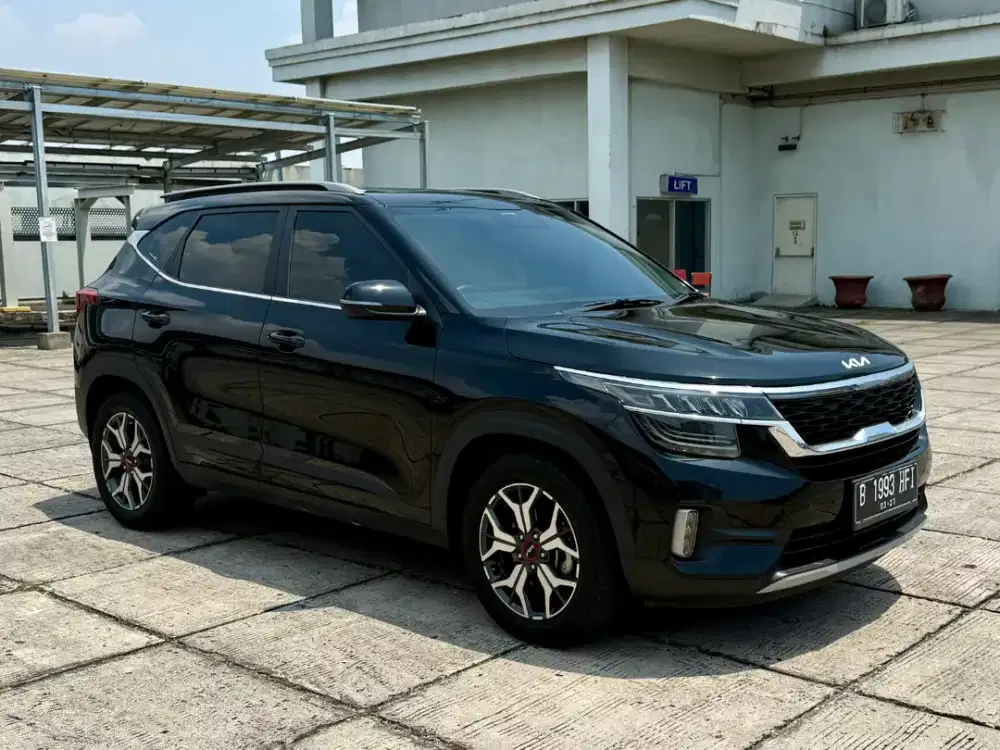 (km 37rb)Kia Seltos Ex plus 1.4 AT. Tahun 2022. Hitam. Perfect cond