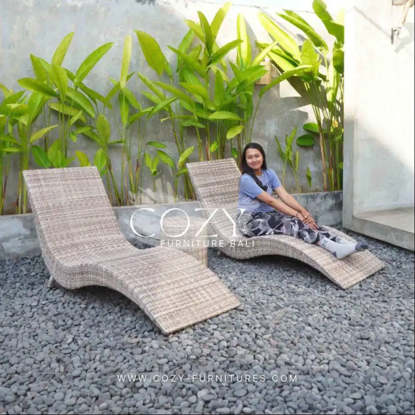 POOL LOUNGER - KURSI ROTAN - RATTAN CHAIR - LONJER KOLAM