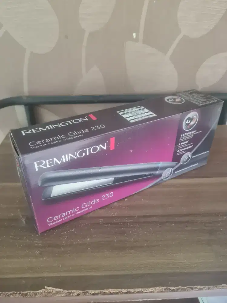 Hair Straightener Remington Ceramic Glide 230
