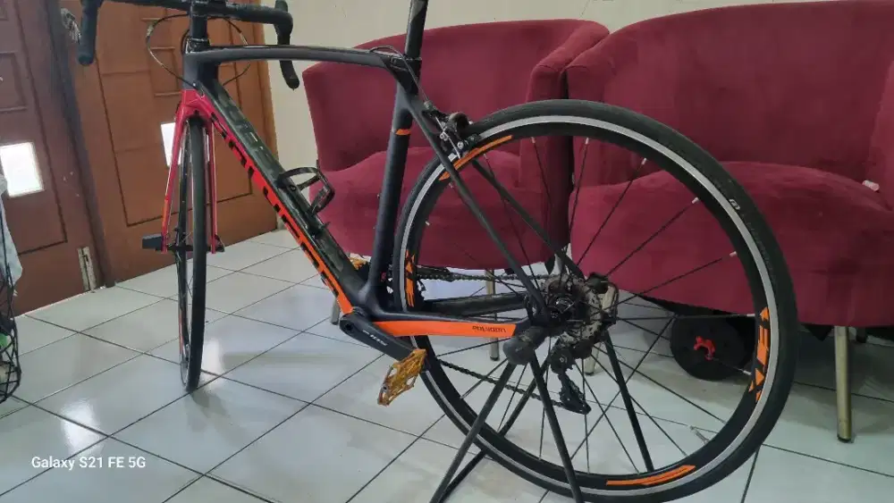 Sepeda RoadBike Polygon S7
