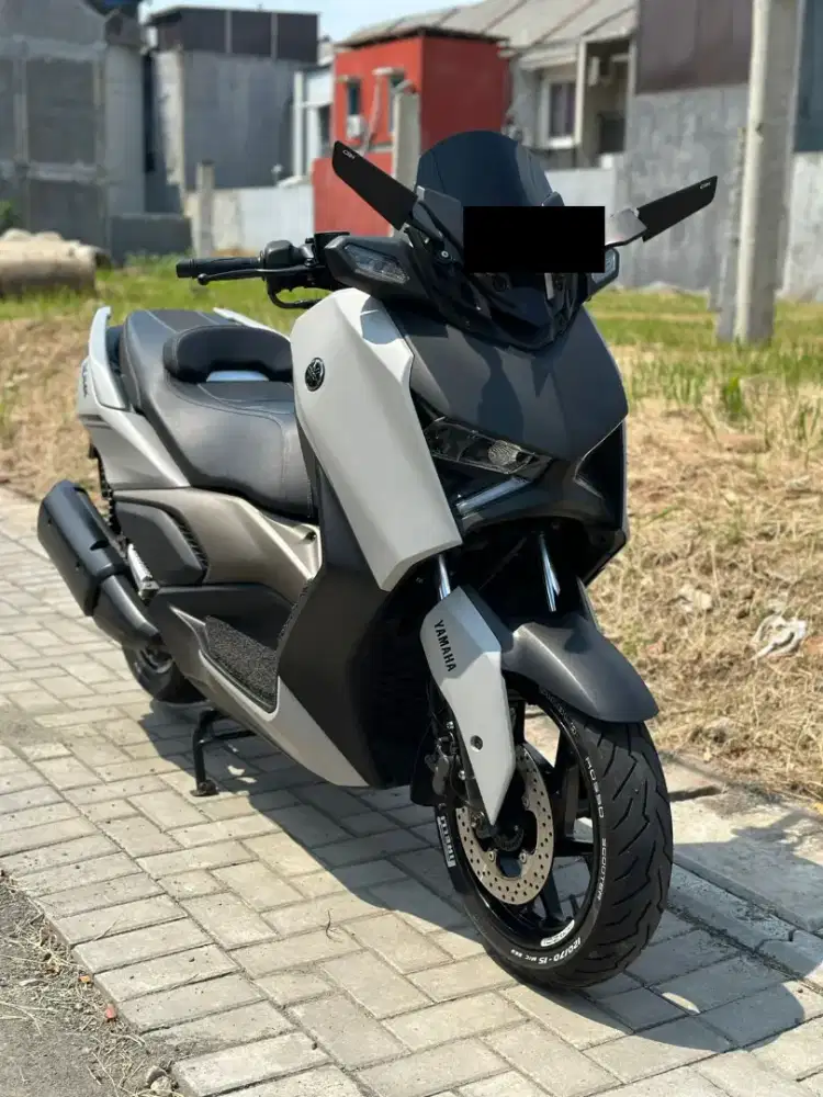 Yamaha Xmax 2023 ISTIMEWA Abu Silver Pemakaian Individu Pribadi