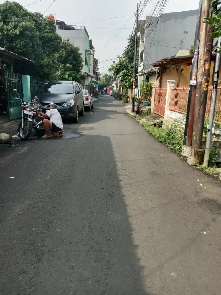 Rumah murah strategis luas