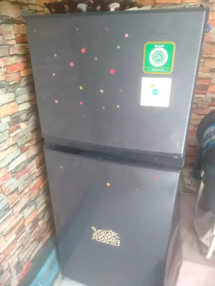 Jual BU kulkas Sharp 2 pintu SJ 195