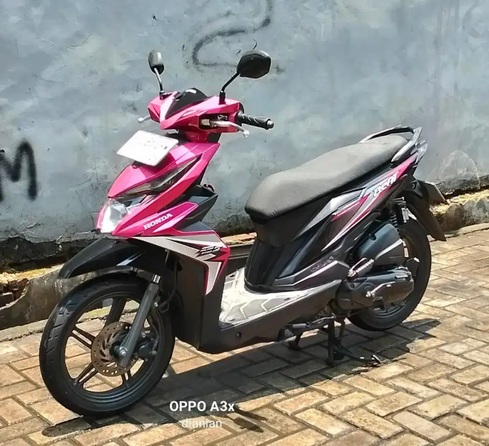 HONDA BEAT CBS ISS TAHUN 2018 CASH / KREDIT MURAH DP MULAI 700 RB