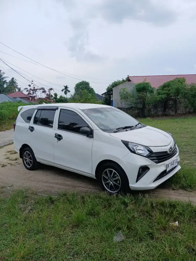 Daihatsu Sigra D 2023