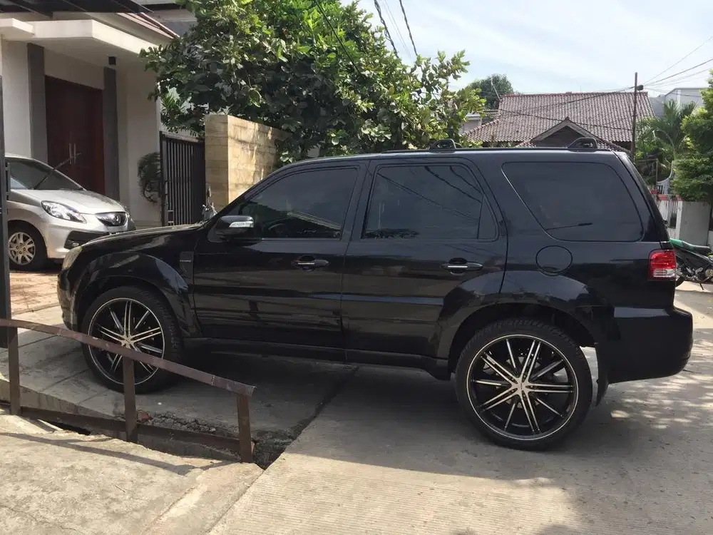 FORD ESCAPE XLT 2.3 AT 2011
