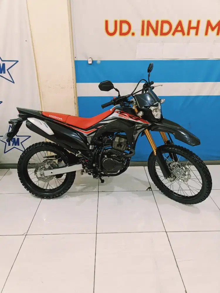 ISTIMEWA KM 16RB HONDA CRF 2021 150L BISA NEGO HARGA