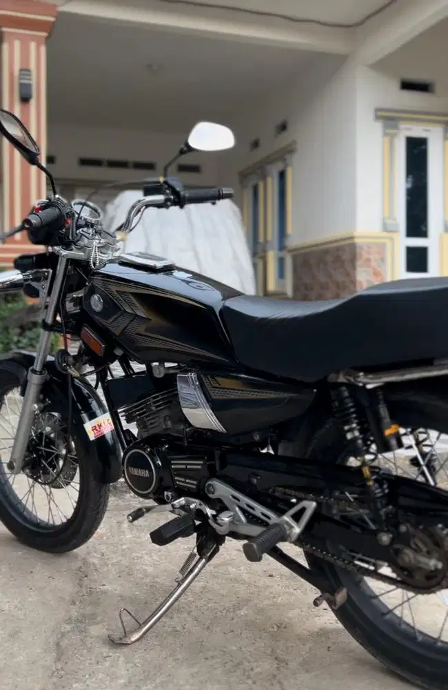 Jual rx king 2004 hitam. Surat lengkap. Palat BE lampung