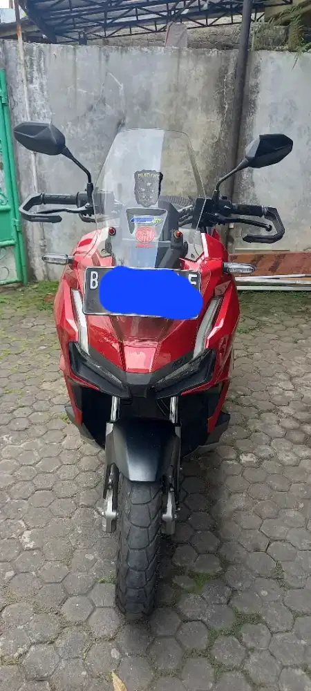 Honda Adv 160 CBS 2022 Merah Glosy