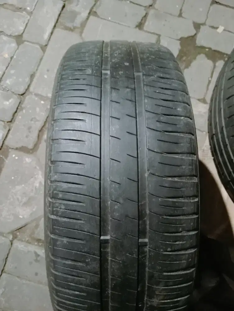Ban Michelin ukuran 185/55/16