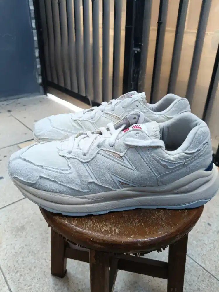 New Balance 57/40 Putih Size 43 Original 100% Kondisi Second