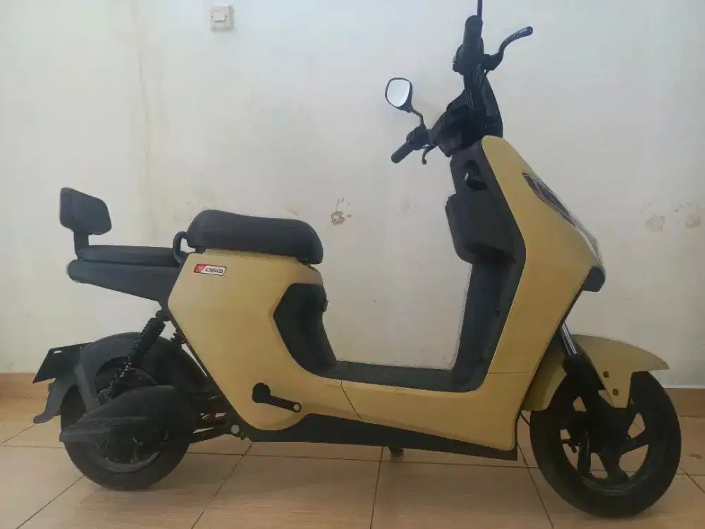 DIJUAL SEPEDA LISTRINV  U-WINFLY D60