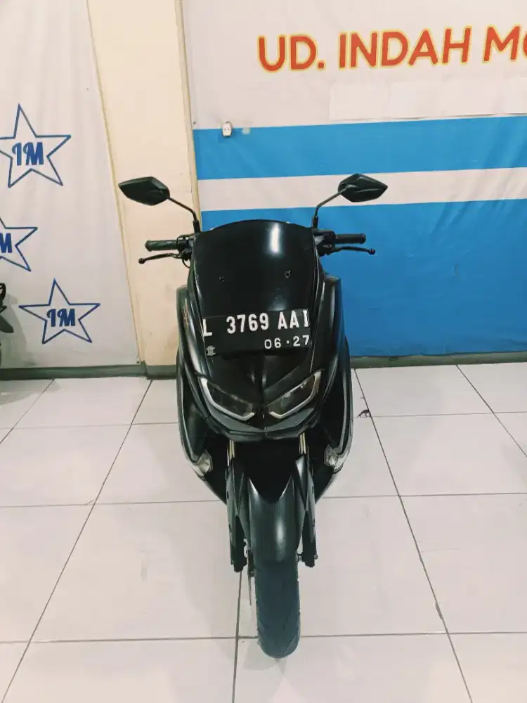 Warna hitam doff YAMAHA NMAX NON ABS 155 2022 BISA KREDIT