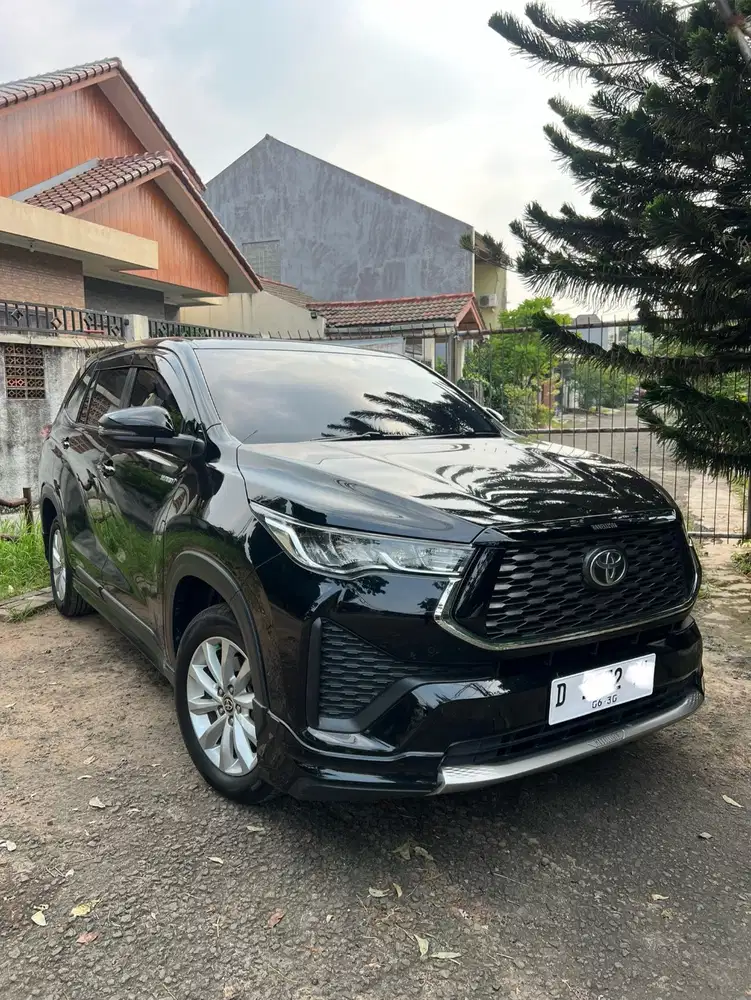 Innova Zenix V Hybrid Modellista 2023