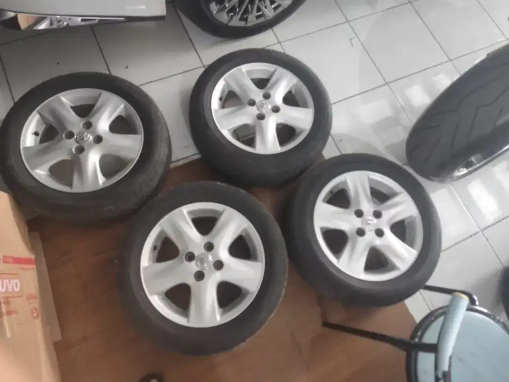 Vios pelek standar 186/60.R15.84h