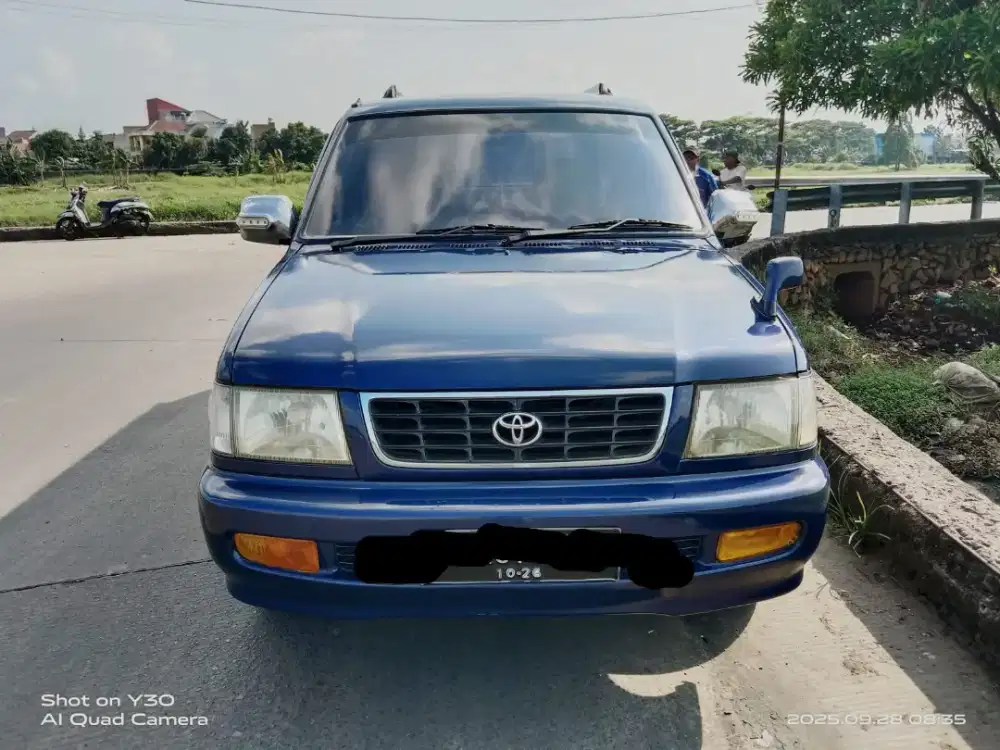 Kijang LGX 1.8 Efi 2000 manual bensin pjk bln 10 kondisi terawat