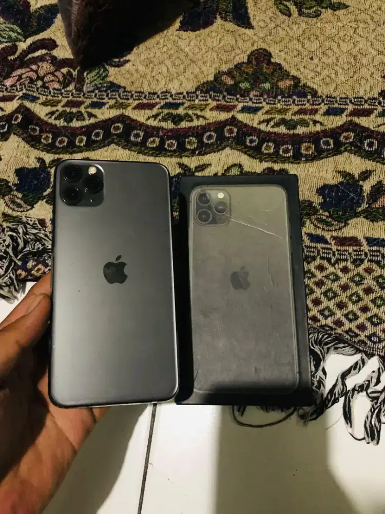 iPhone 11 pro max 64gb inter