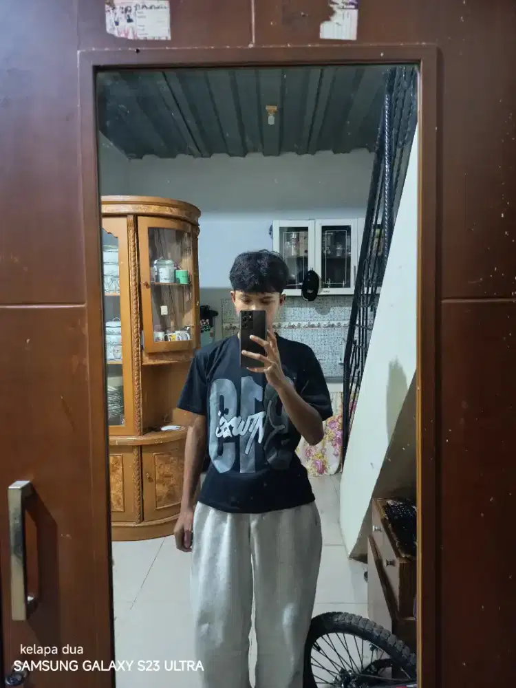 Cari kerjaan yg siap nerima, ada niat buat kerja