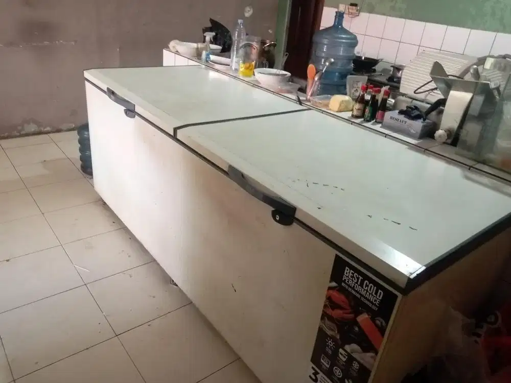 Jual Freezer 1200 liter Merk GEA kondisi Siap Pakai