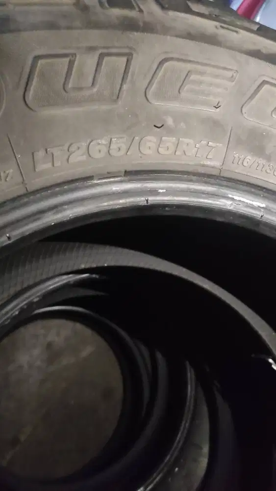 Ban ex Pajero ukuran 265/65 R17