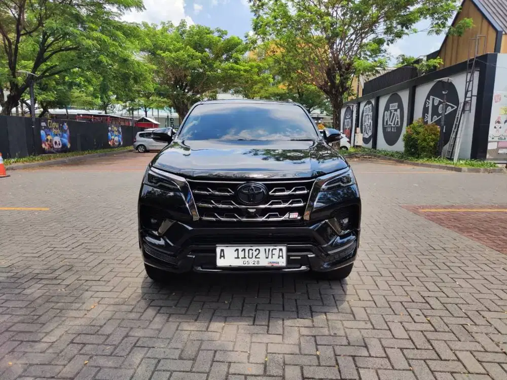 TOYOTA FORTUNER GR 2.8 AT 2023