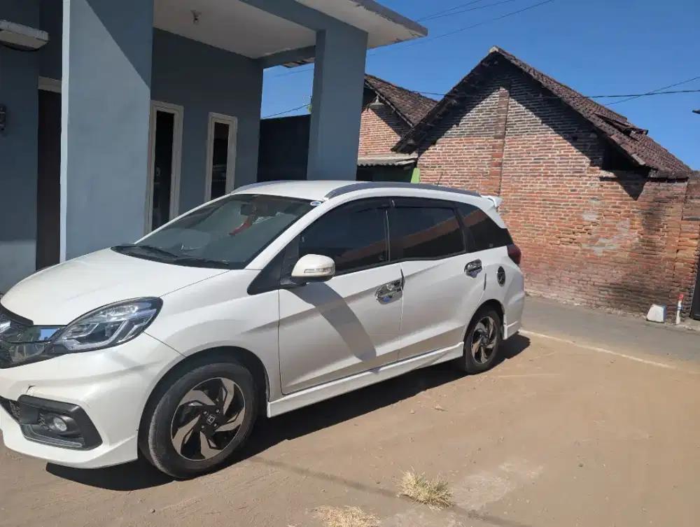 Jasa Rental mobil include driver