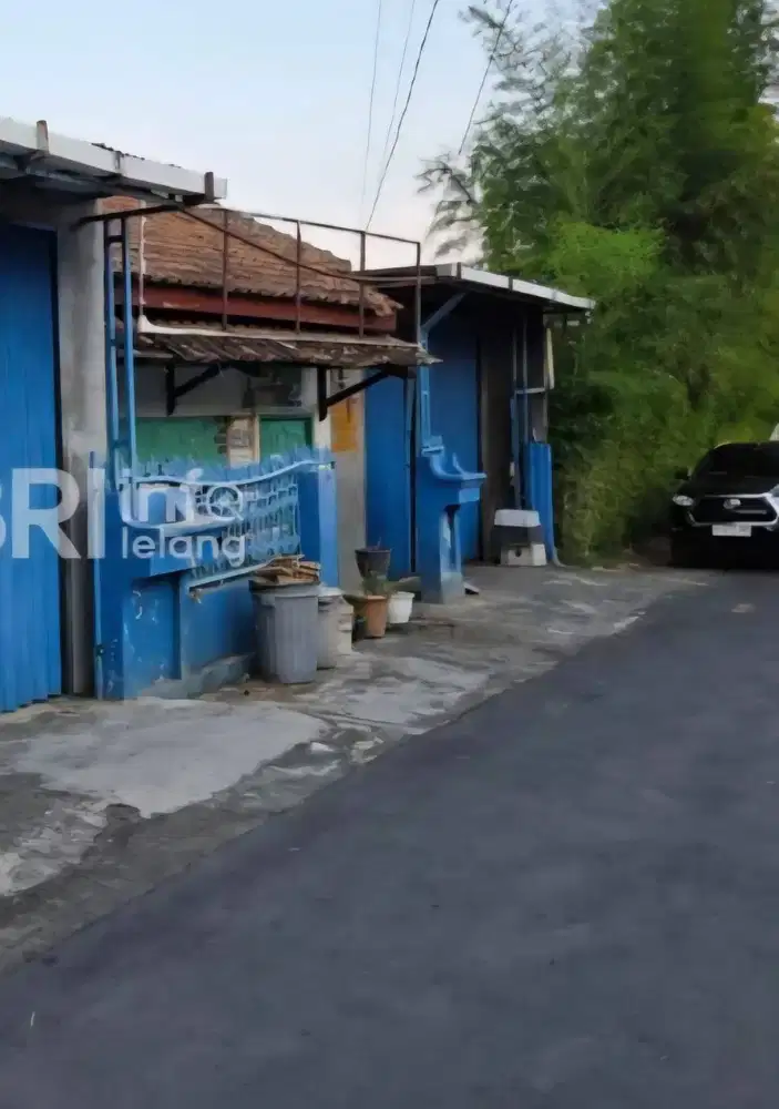 Rumah dan Kios di Kedaton