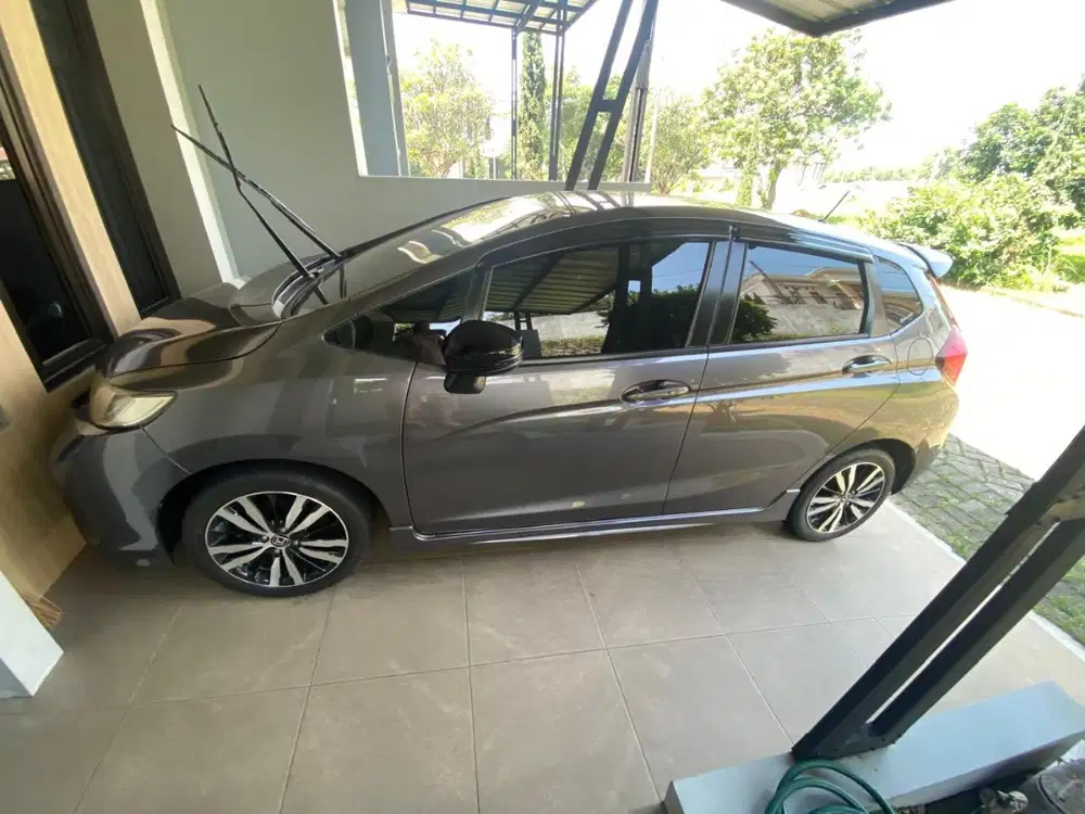 Dijual honda jazz RS 2017