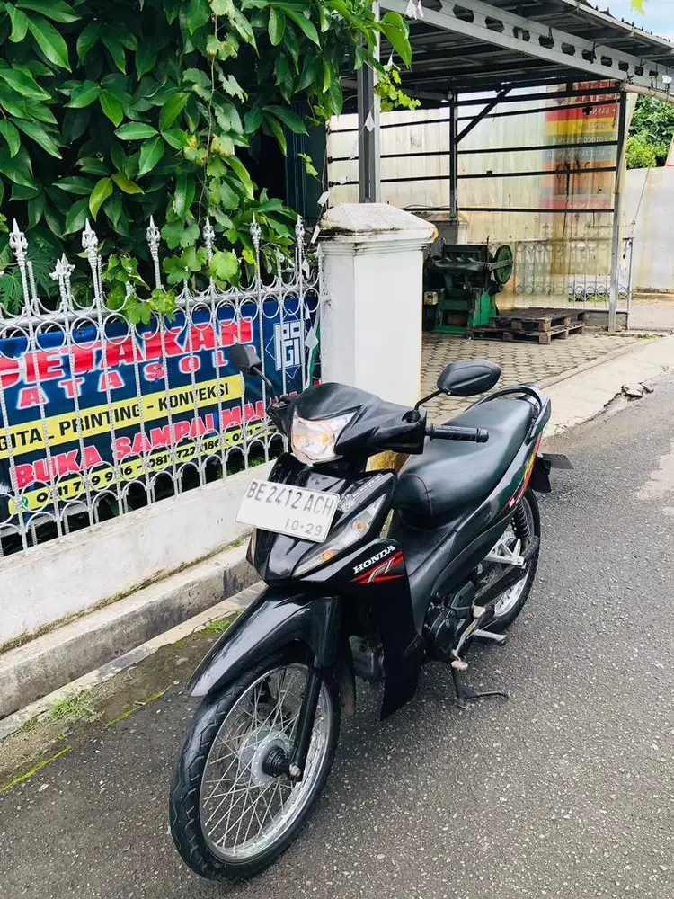 HONDA REVO FIT NEW SANGAT ORIGINAL 2020 Pajak Hidup