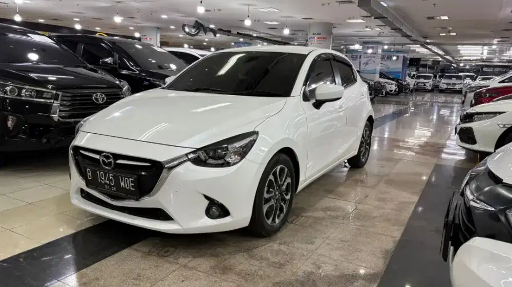 MAZDA 2 R 2015 KM RENDAH