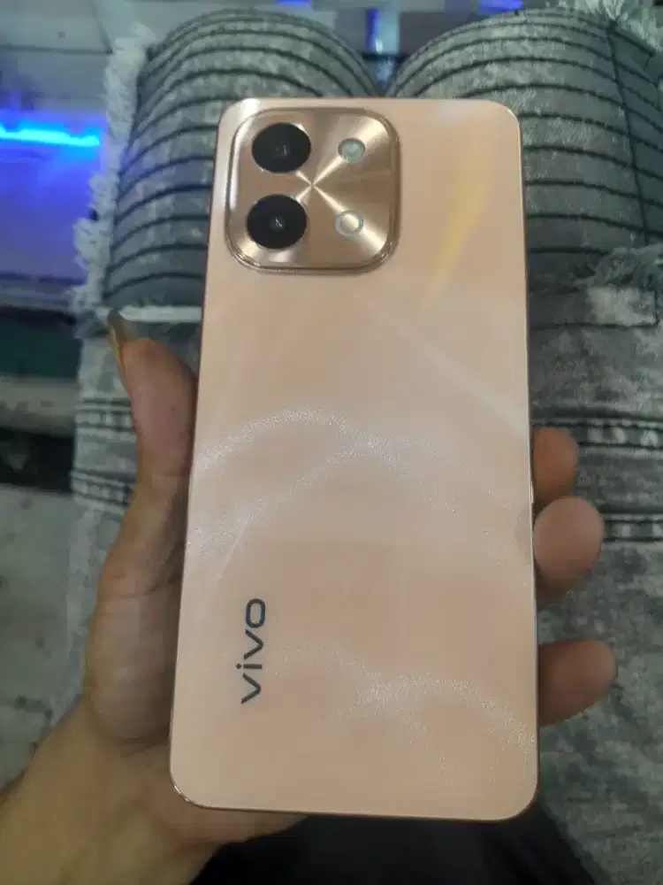 Vivo y28 ram 8/128