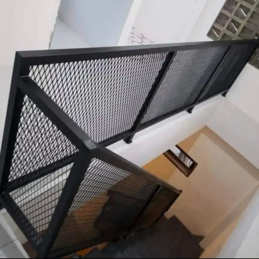 balkon ran pagar minimalis