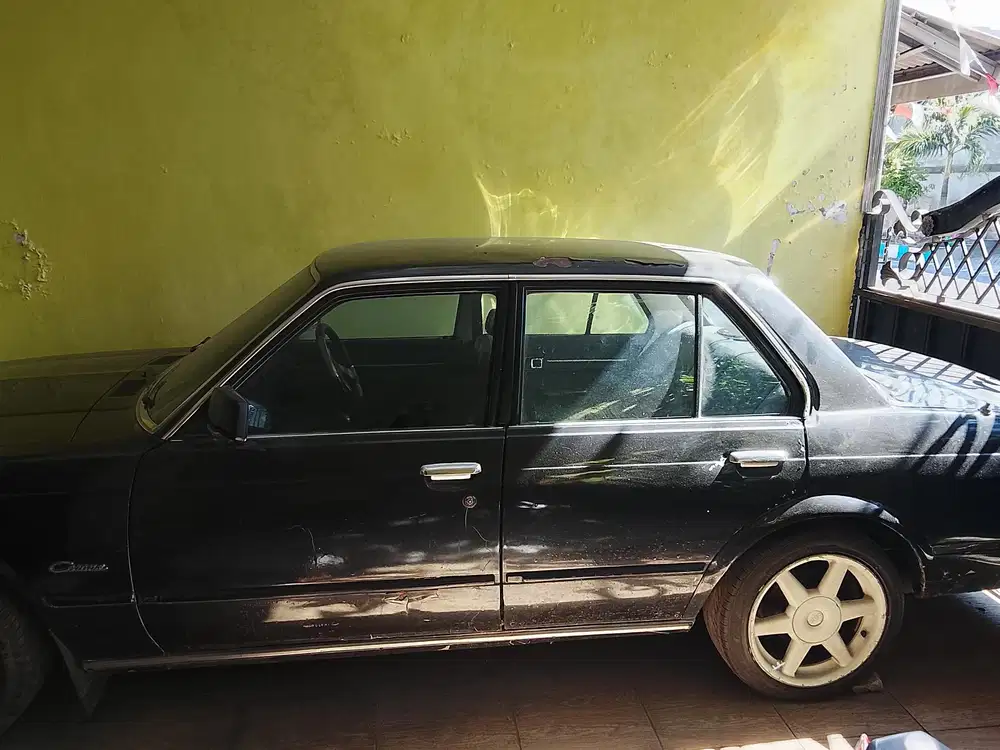 Toyota Corona 1981 Bensin