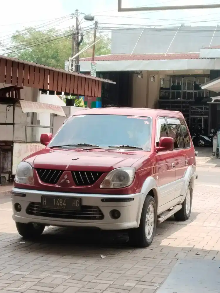 Mitsubishi Kuda Grandia 2.0 Konde