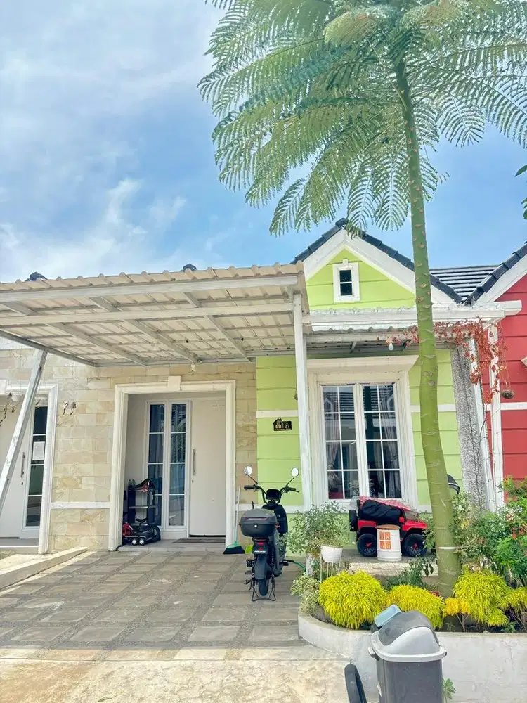 Di jual rumah bergaya eropa beserta isi nya