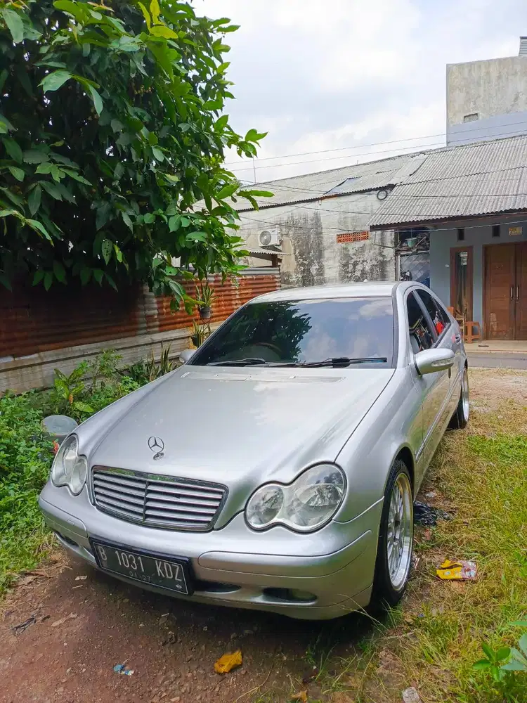 Mercy w203 c180 (non kompresor)