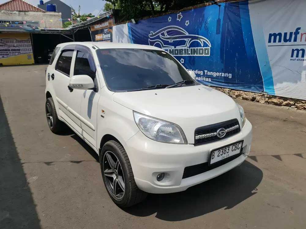 Daihatsu Terios TS extra matic 2014 (DP 3 JT)